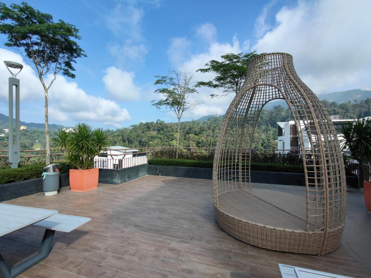 Friends & Family Apartment At Midhill Genting 8Pax Free Wifi Dataran Tinggi Genting Bagian luar foto