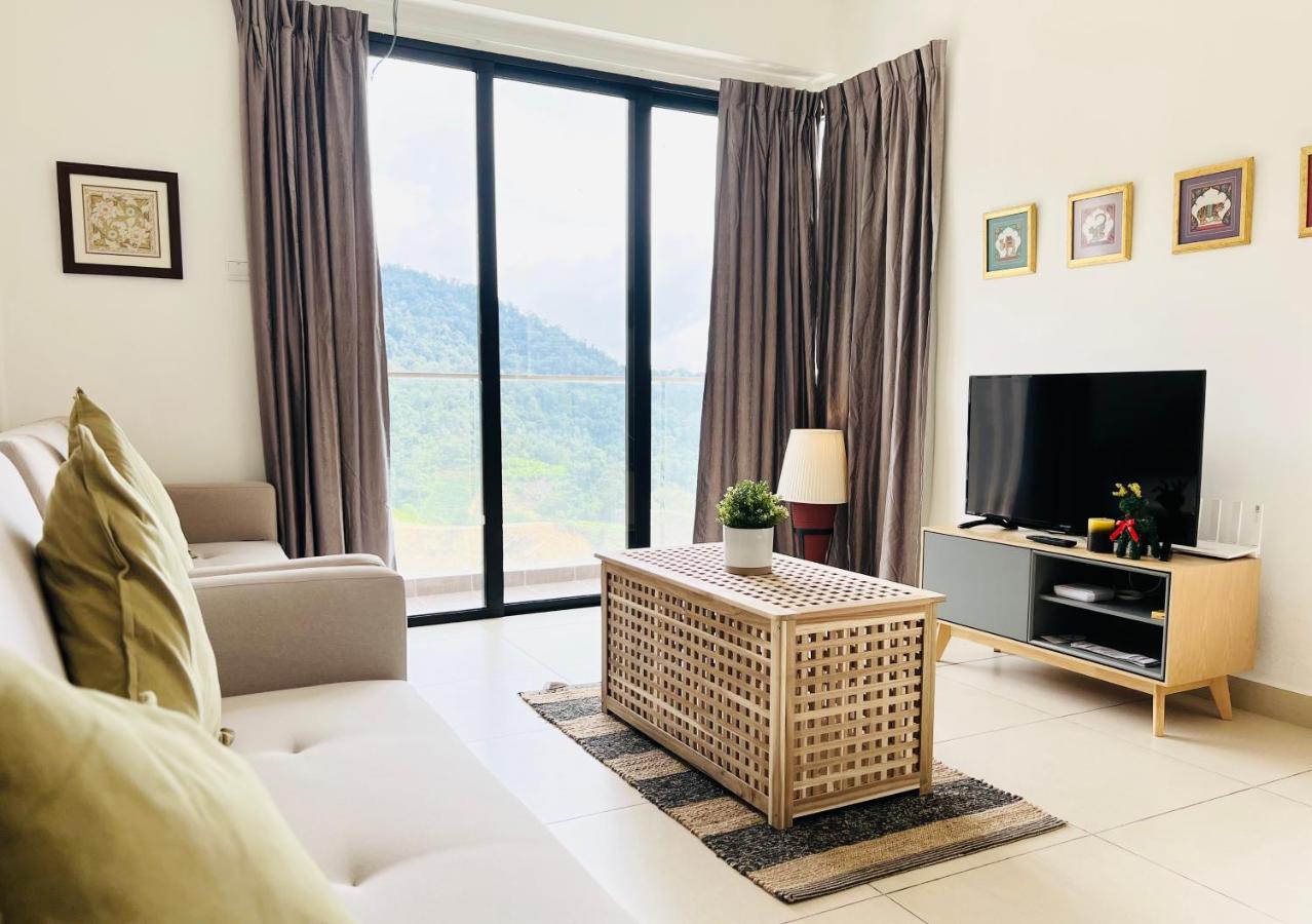 Friends & Family Apartment At Midhill Genting 8Pax Free Wifi Dataran Tinggi Genting Bagian luar foto