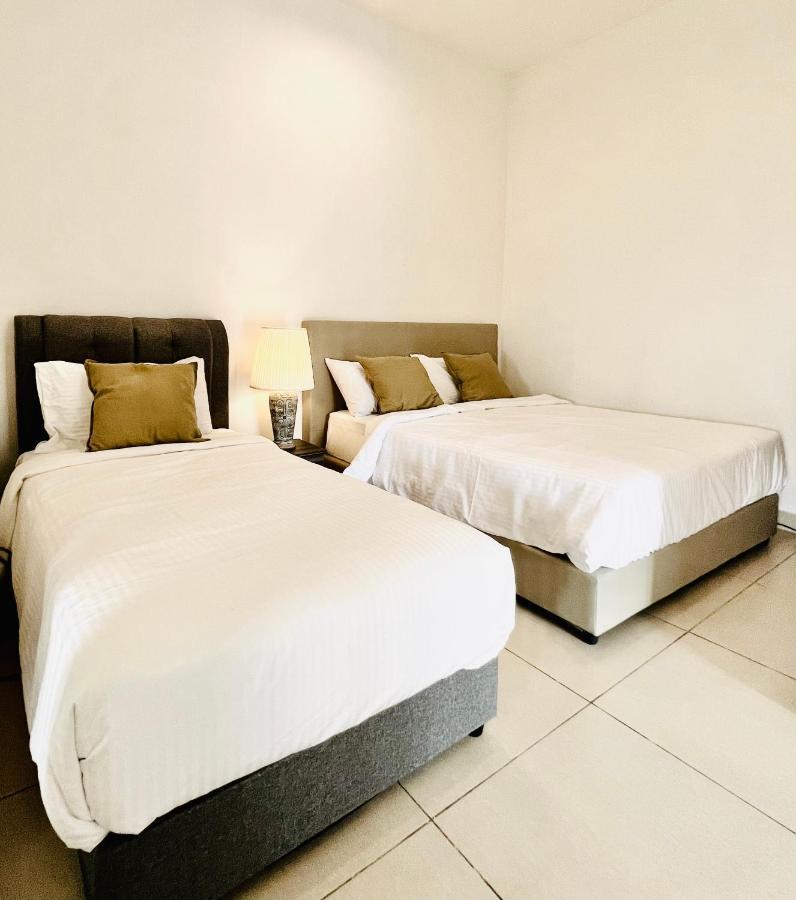 Friends & Family Apartment At Midhill Genting 8Pax Free Wifi Dataran Tinggi Genting Bagian luar foto
