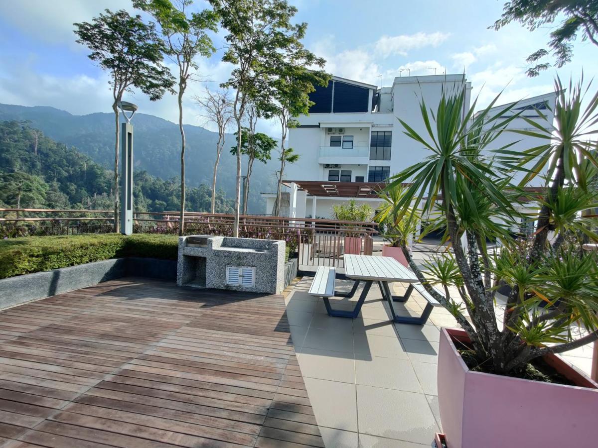 Friends & Family Apartment At Midhill Genting 8Pax Free Wifi Dataran Tinggi Genting Bagian luar foto